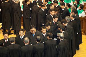  장로장립 안수집사임직예배