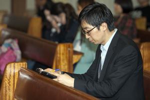  금요찬양집회 'The Call'