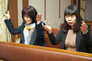  금요찬양집회 'The Call'