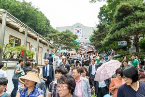  주일 교회 둘러보기
