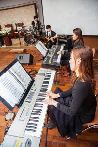  주일예배 청년2부(그루터기선교회)