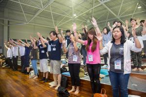  하계대성회 셋째날 저녁(저녁예배, 찬양기도회, 둘러보기) 