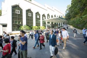  주일 교회 둘러보기