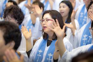  주일 3부 권사임직예배