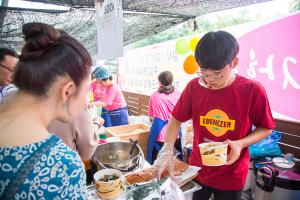  주일 오시카구속사세미나선교기금마련 먹거리 바자회